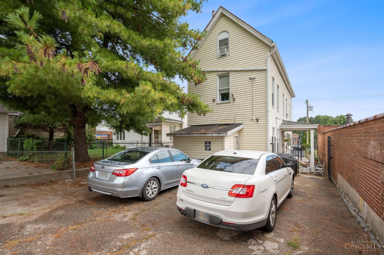 3311 Harrison Avenue Property Photo 9