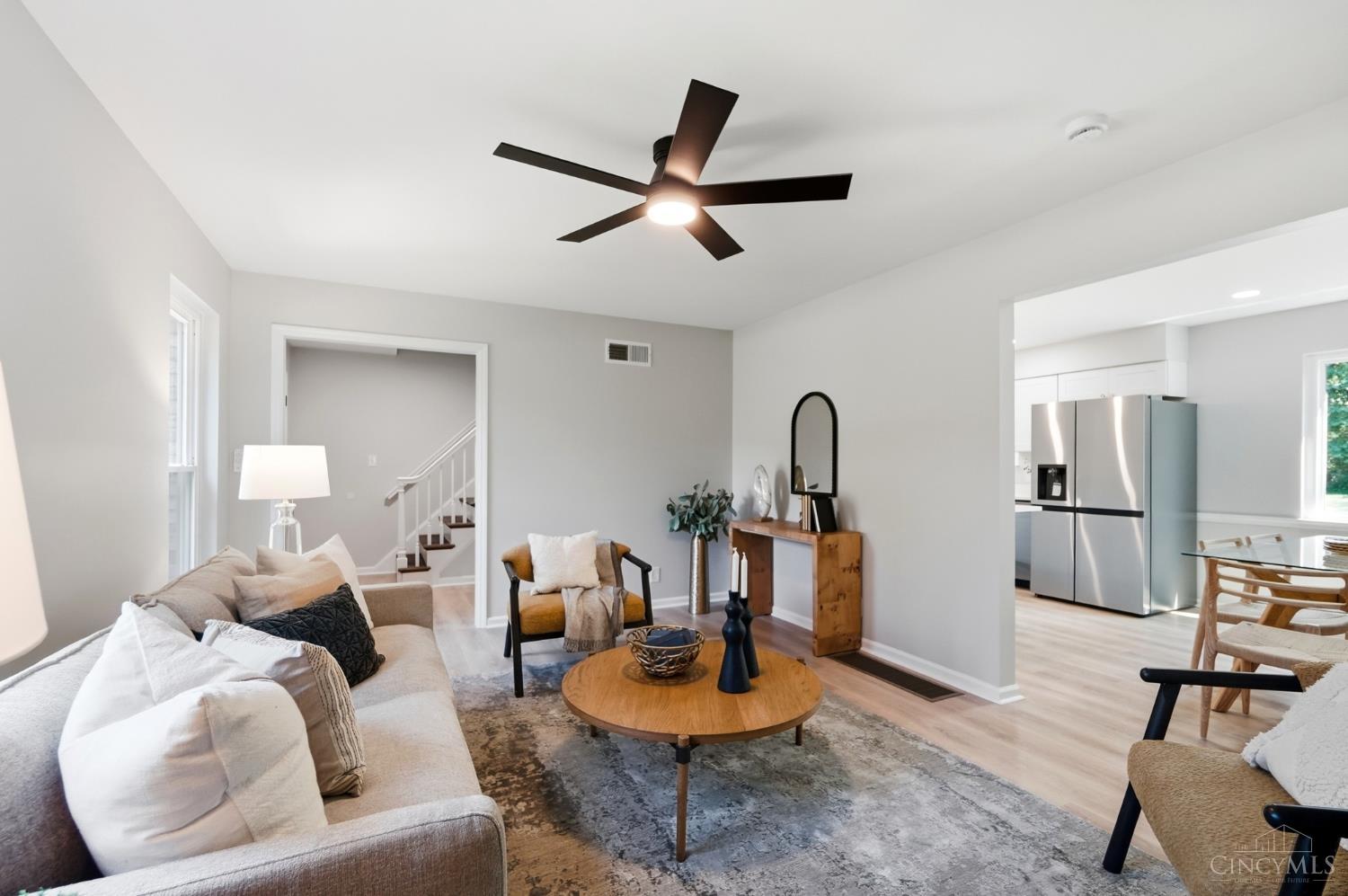1212 Eagle Ridge Drive Property Photo 3