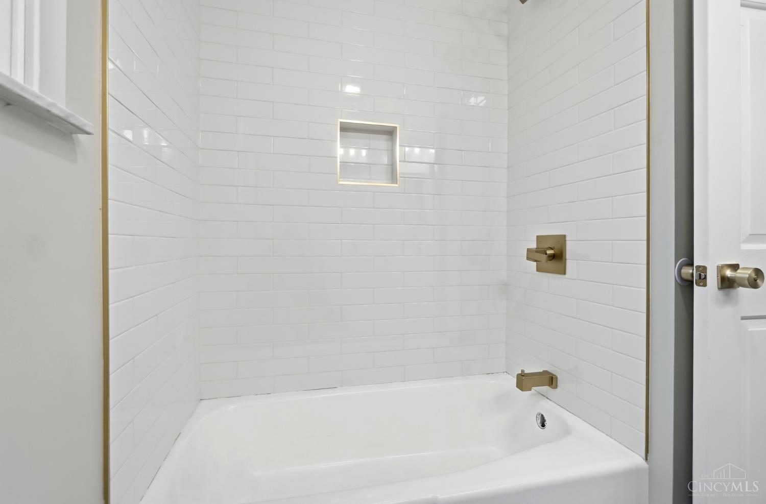 1212 Eagle Ridge Drive Property Photo 21