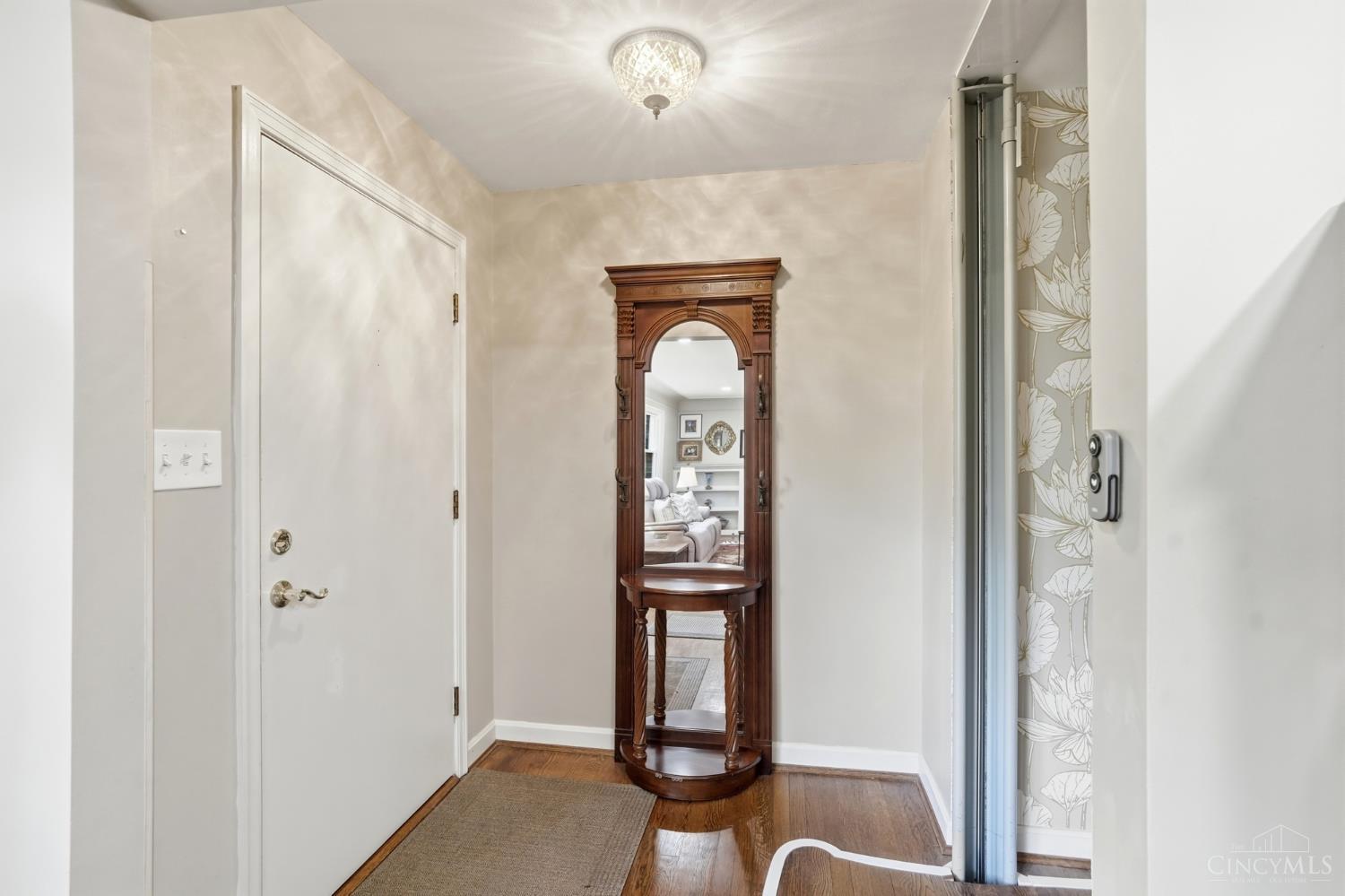 2619 Beechmar Drive Property Photo 11