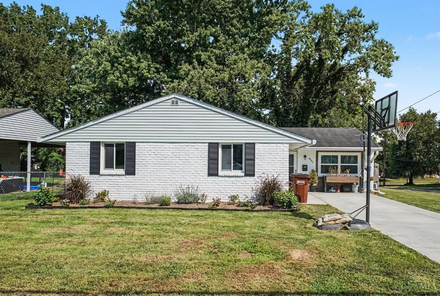 855 Mohican Drive Property Photo 1