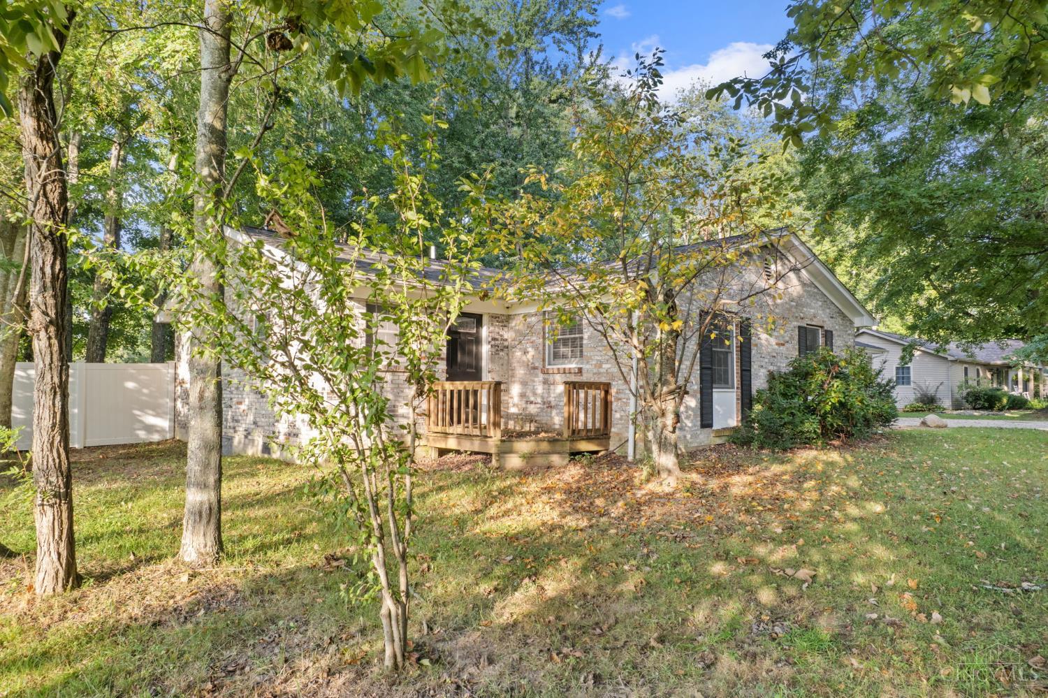 106 Red Bud Lane Property Photo 5