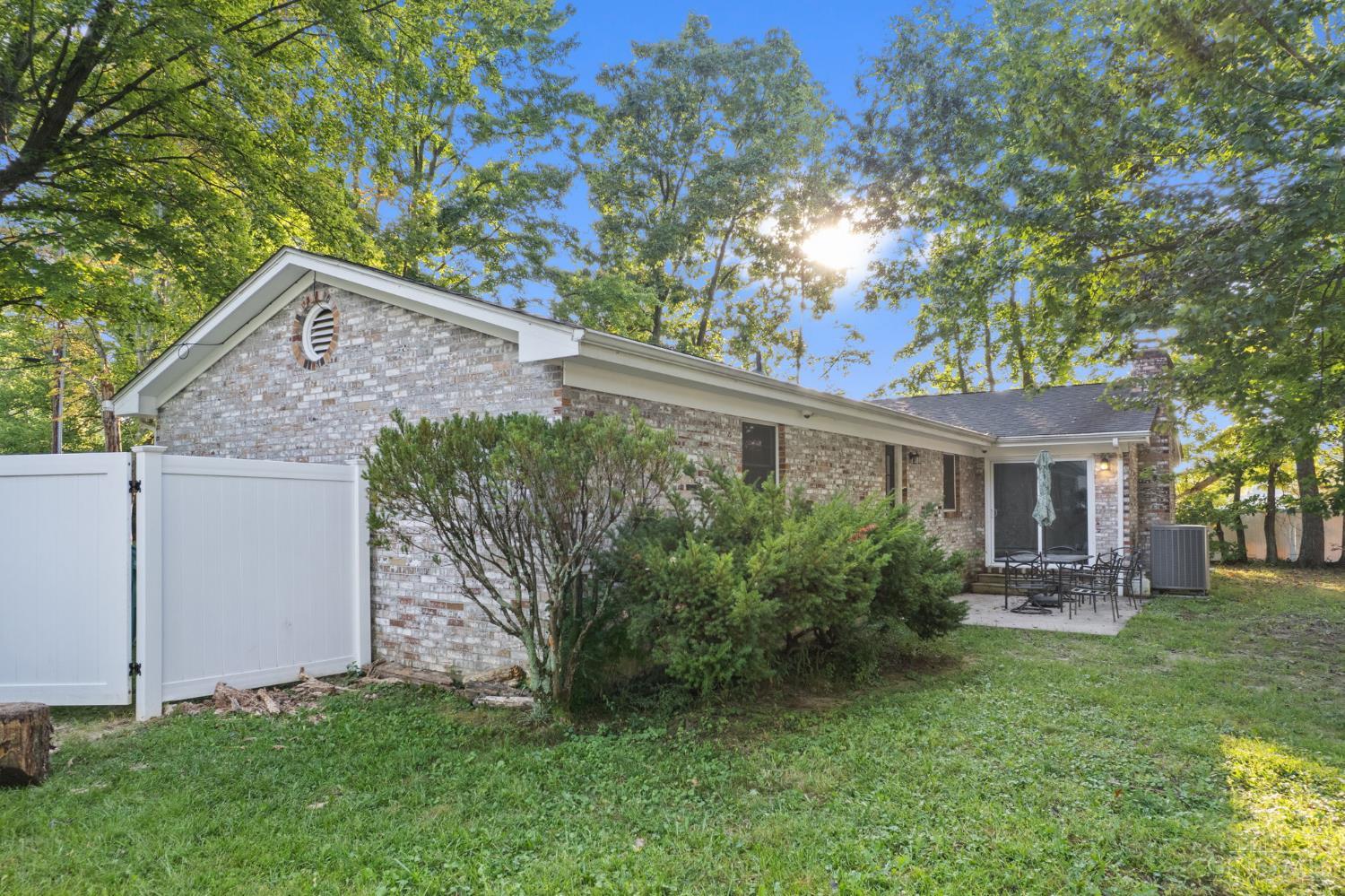106 Red Bud Lane Property Photo 6