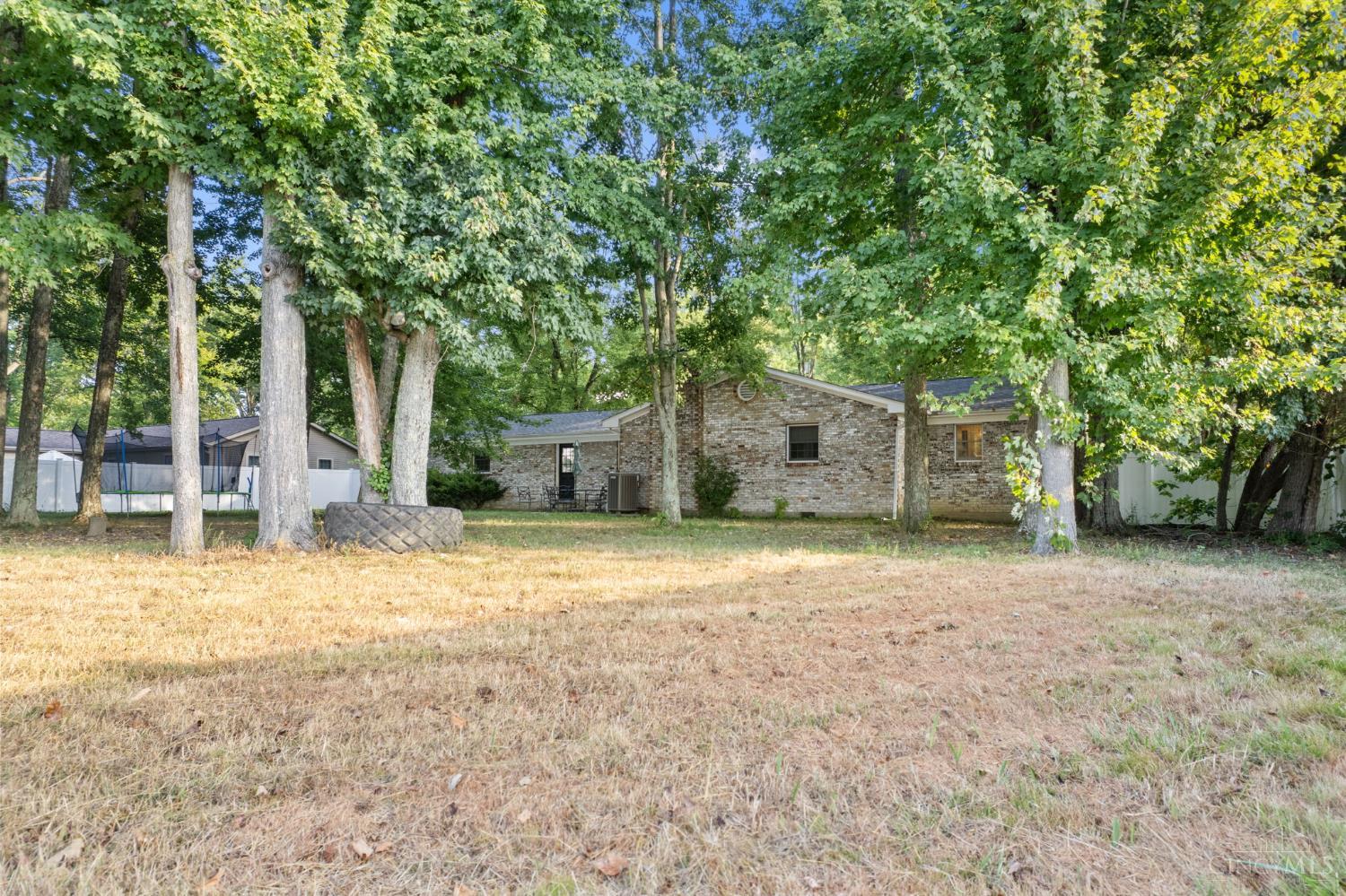 106 Red Bud Lane Property Photo 8