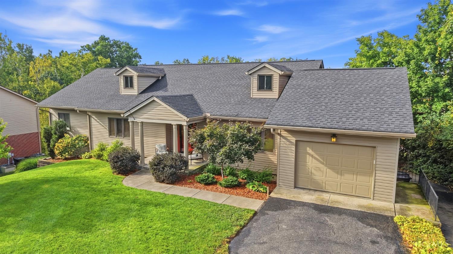 4007 Top Flite Lane Property Photo 1