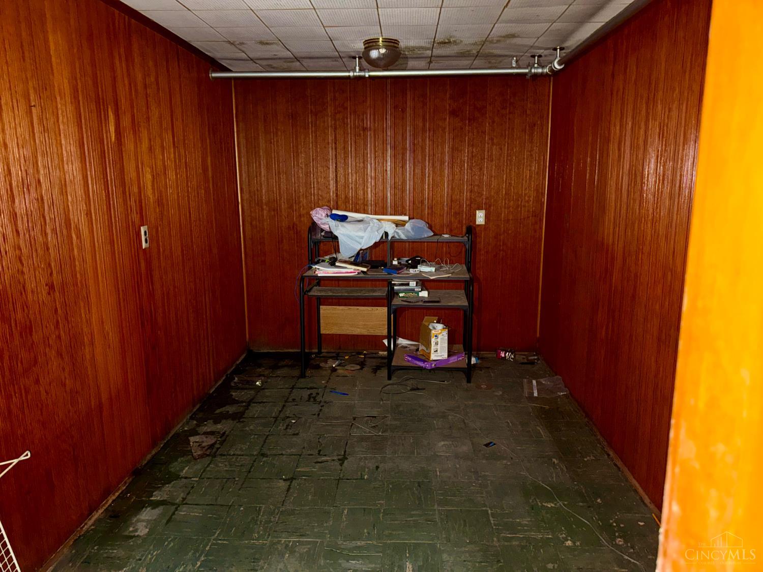 8754 Monsanto Drive Property Photo 15