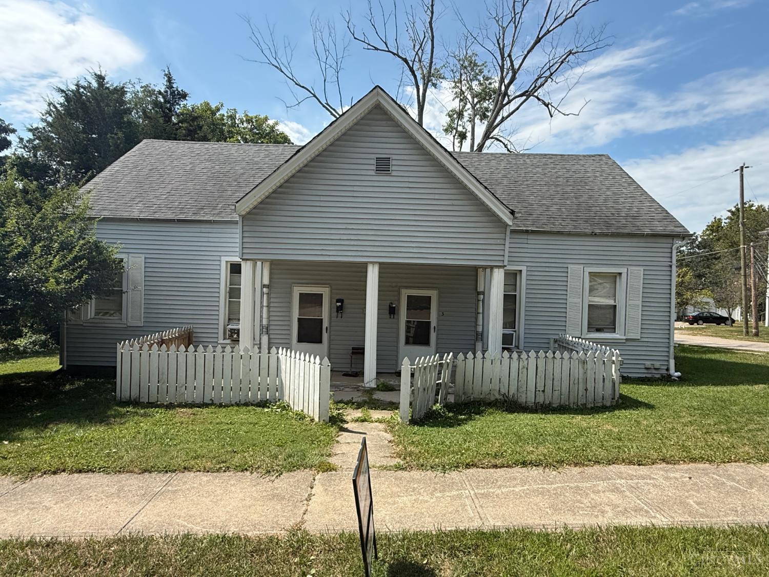 5 Laurel Avenue Property Photo 1