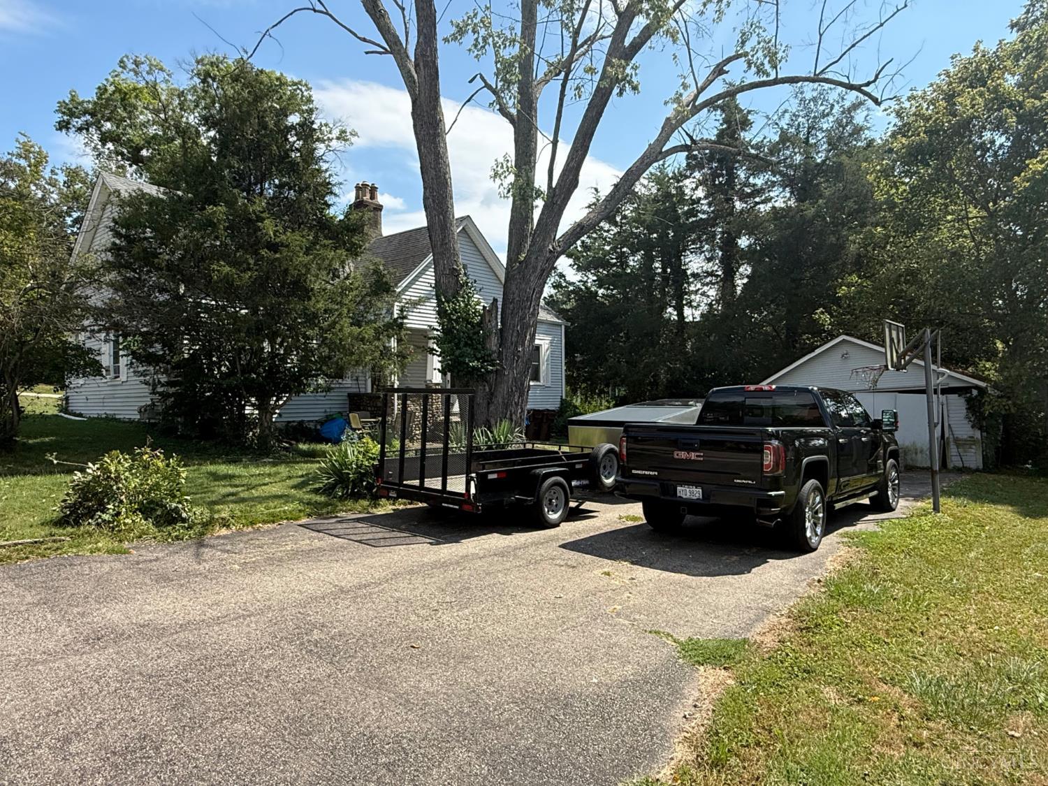 5 Laurel Avenue Property Photo 4