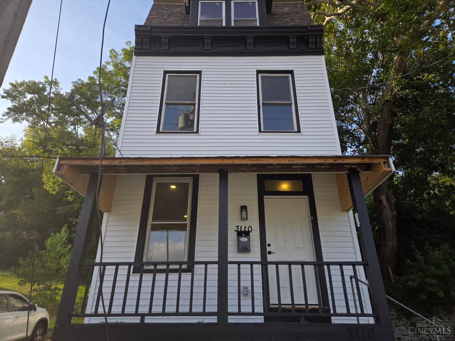 3110 River Road Property Photo 1