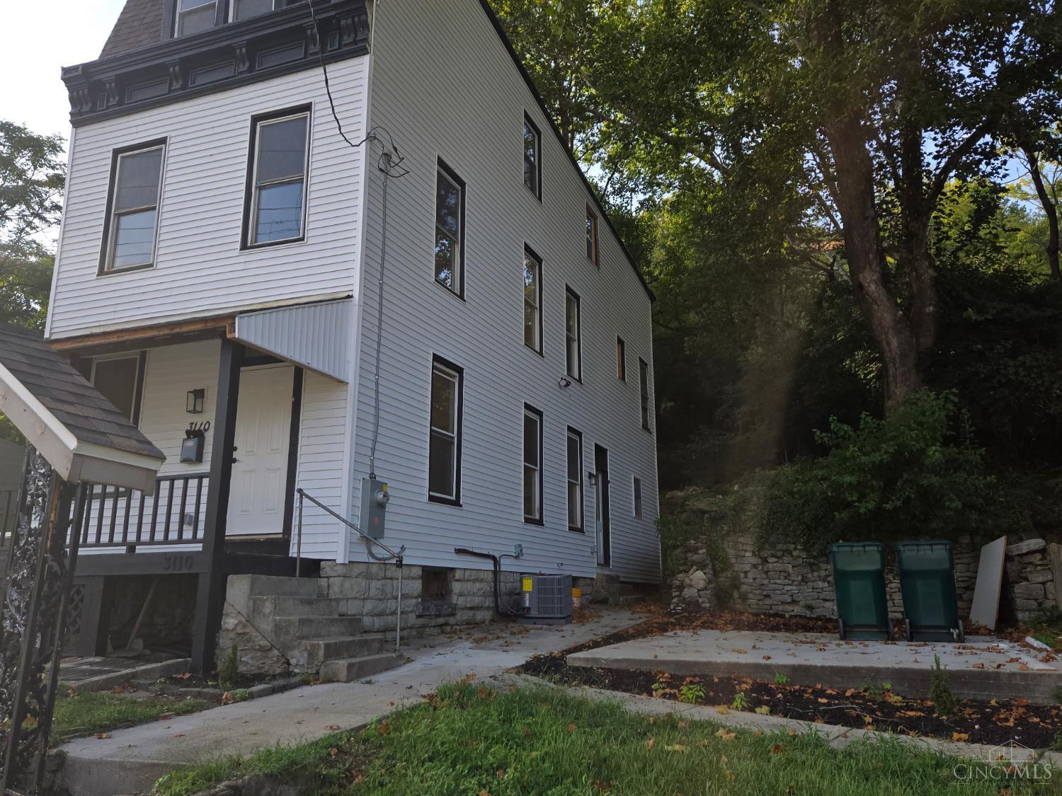 3110 River Road Property Photo 2