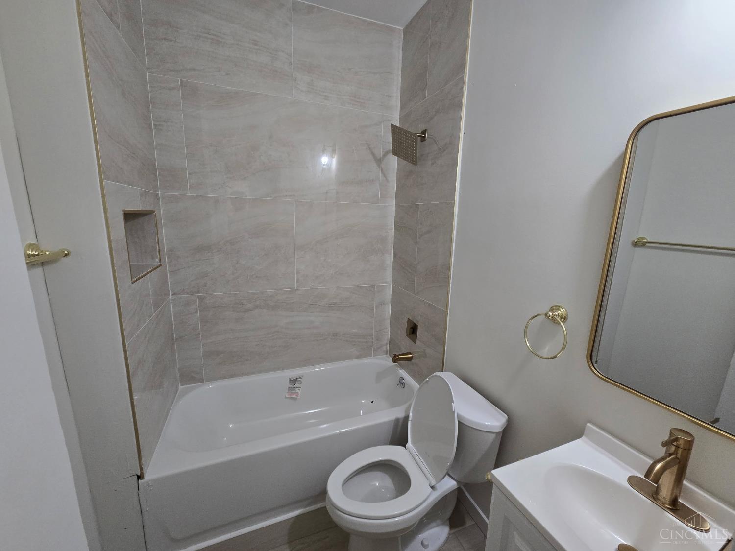 3110 River Road Property Photo 7