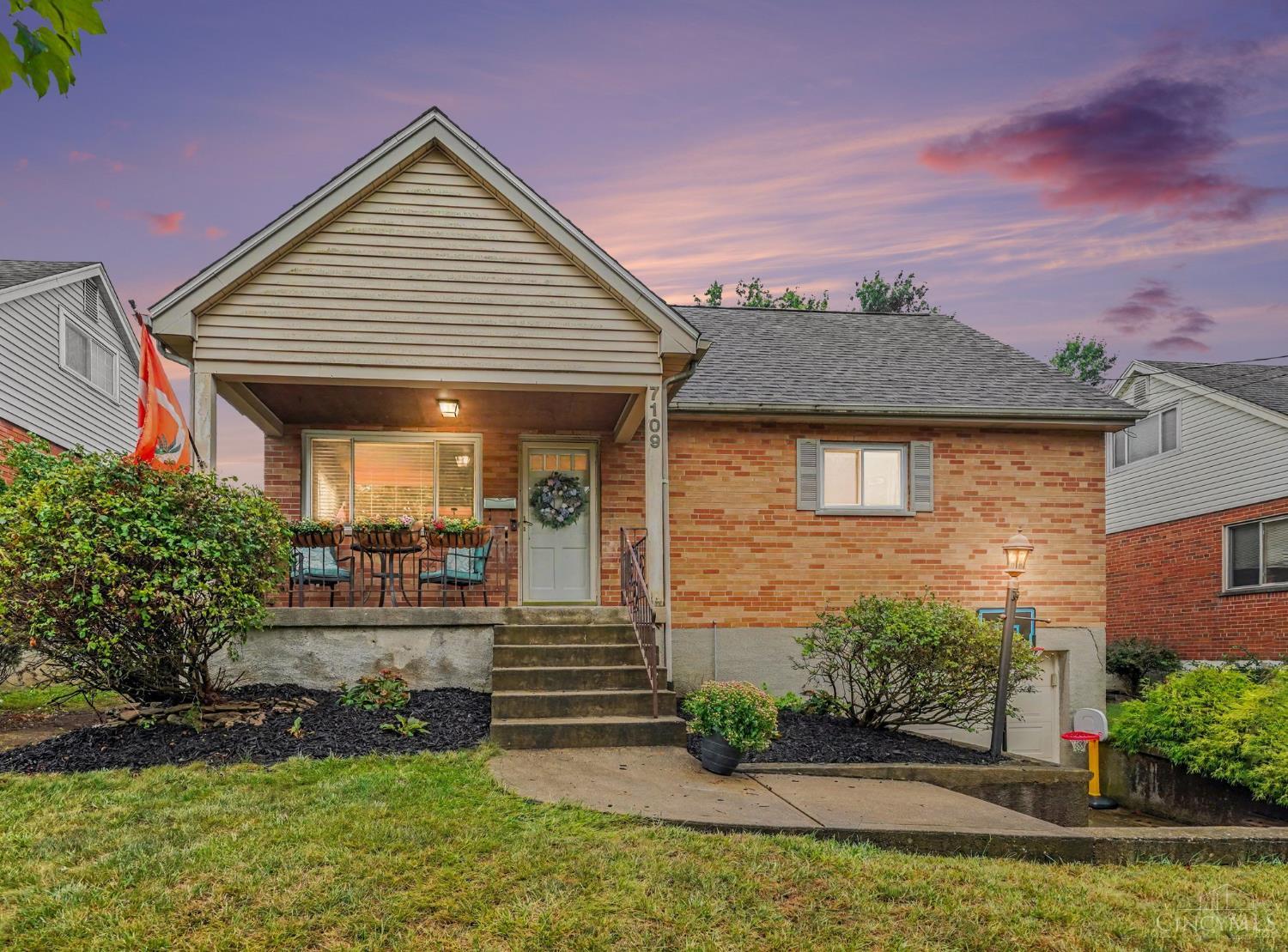 7109 Jeannie Avenue Property Photo 1