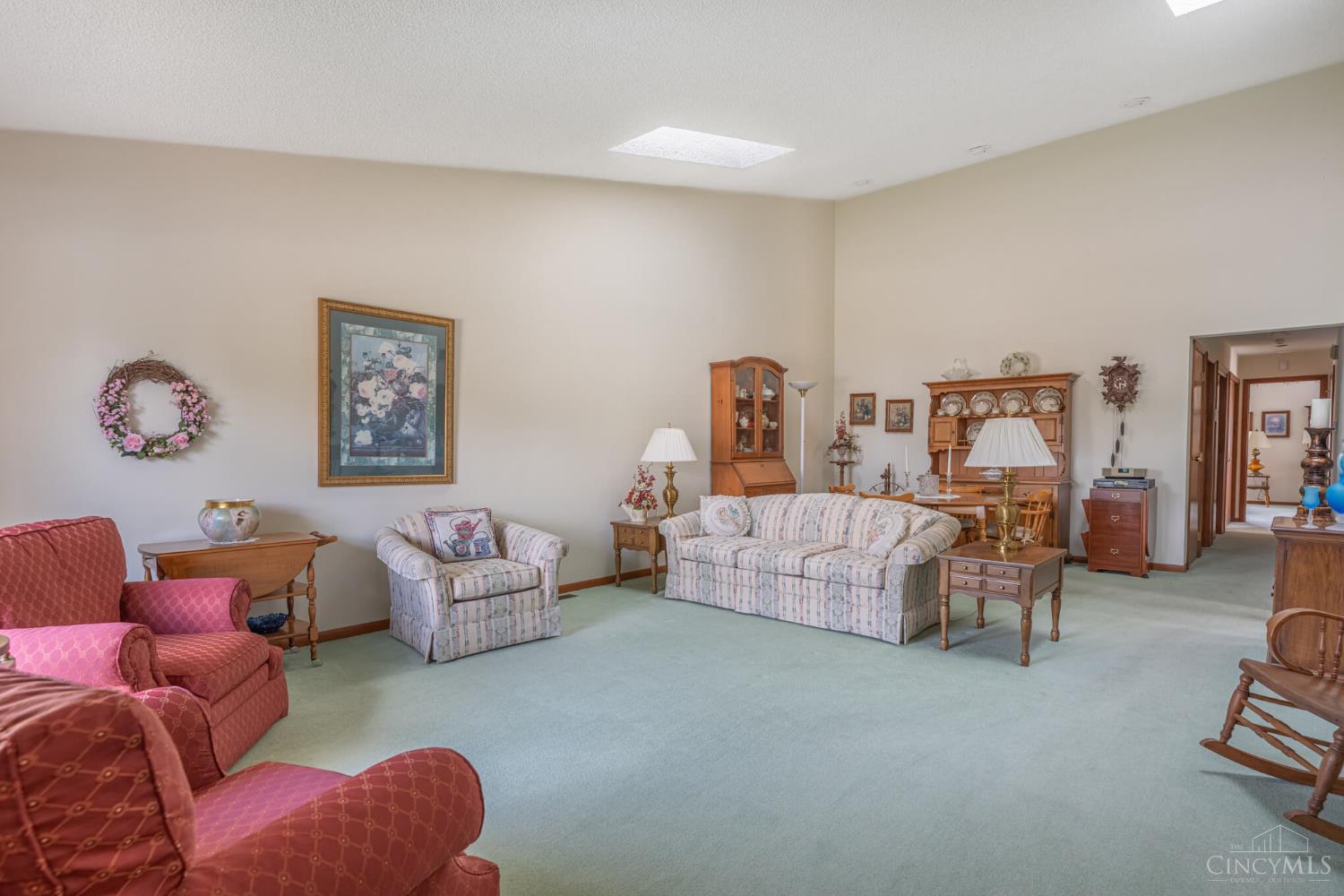 4812 Shannon Way Property Photo 4