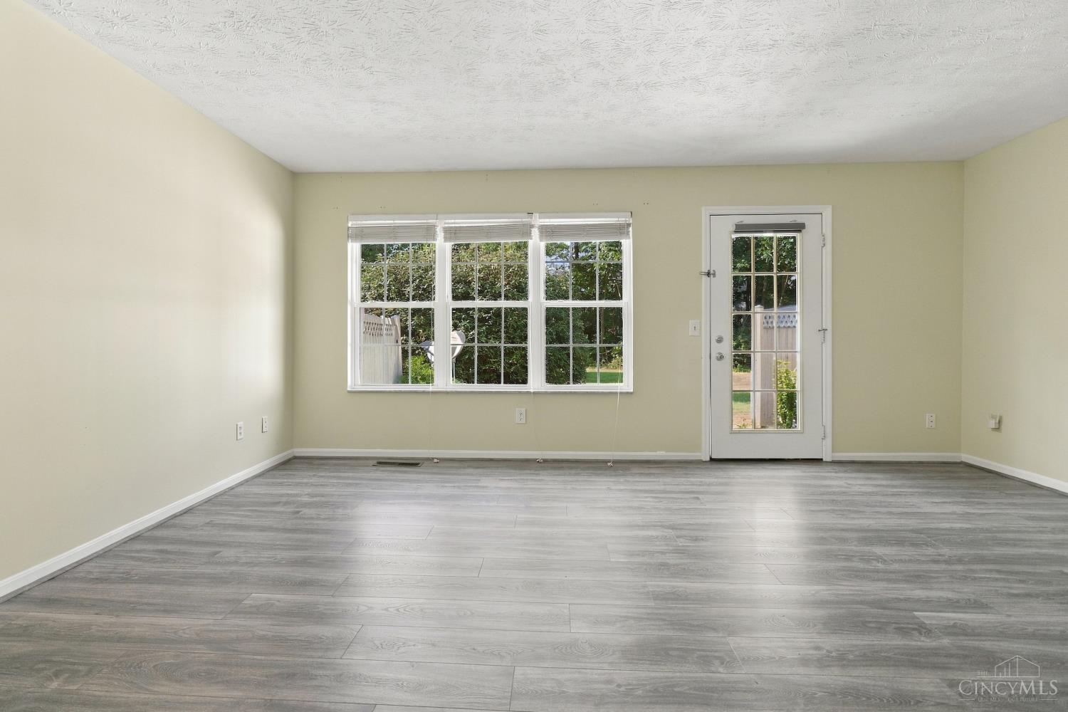 7576 Lake Pointe Property Photo 15