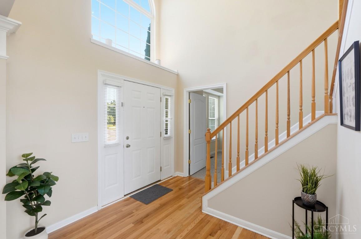 6269 Hedgerow Drive Property Photo 4