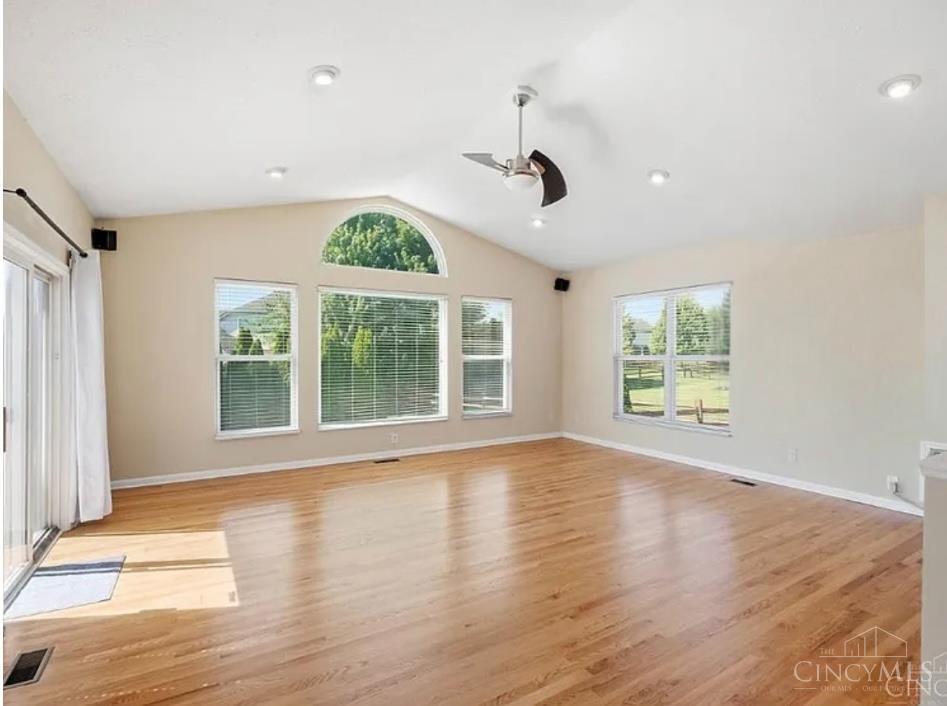 6269 Hedgerow Drive Property Photo 6