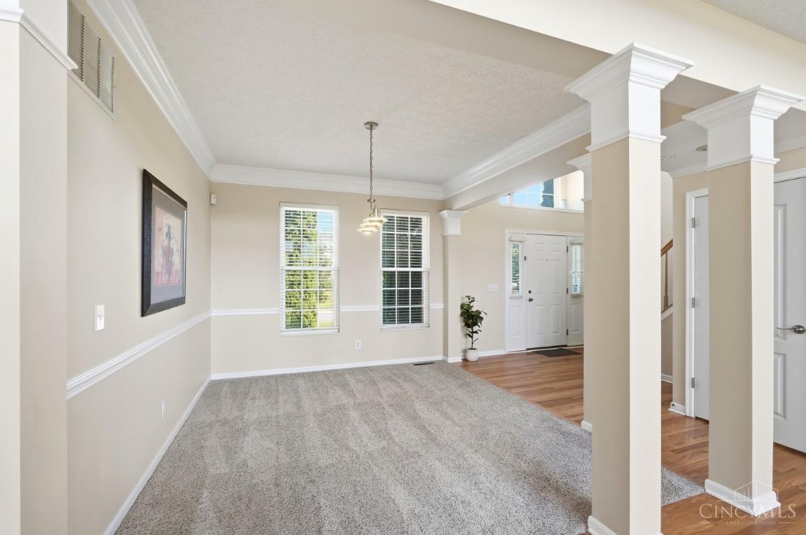 6269 Hedgerow Drive Property Photo 24