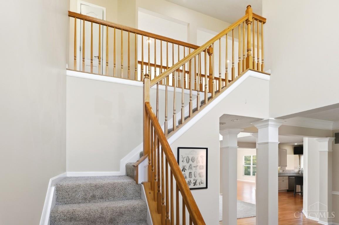 6269 Hedgerow Drive Property Photo 34