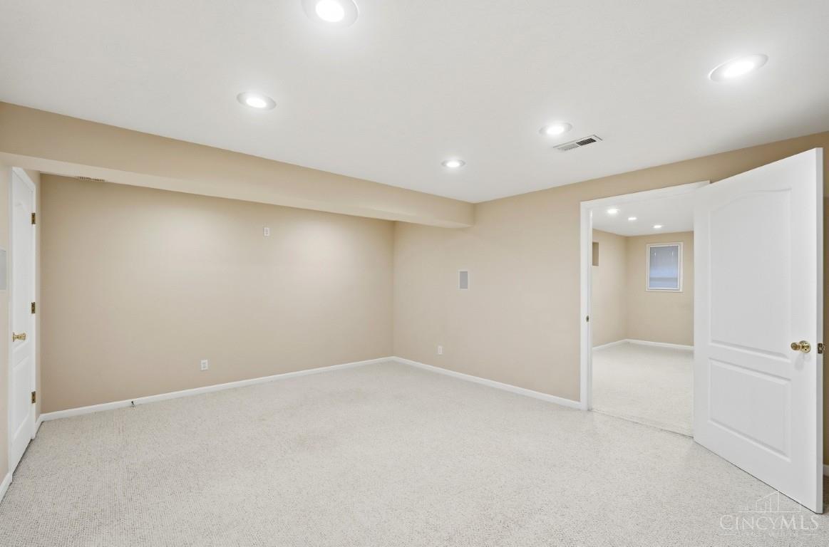 6269 Hedgerow Drive Property Photo 60