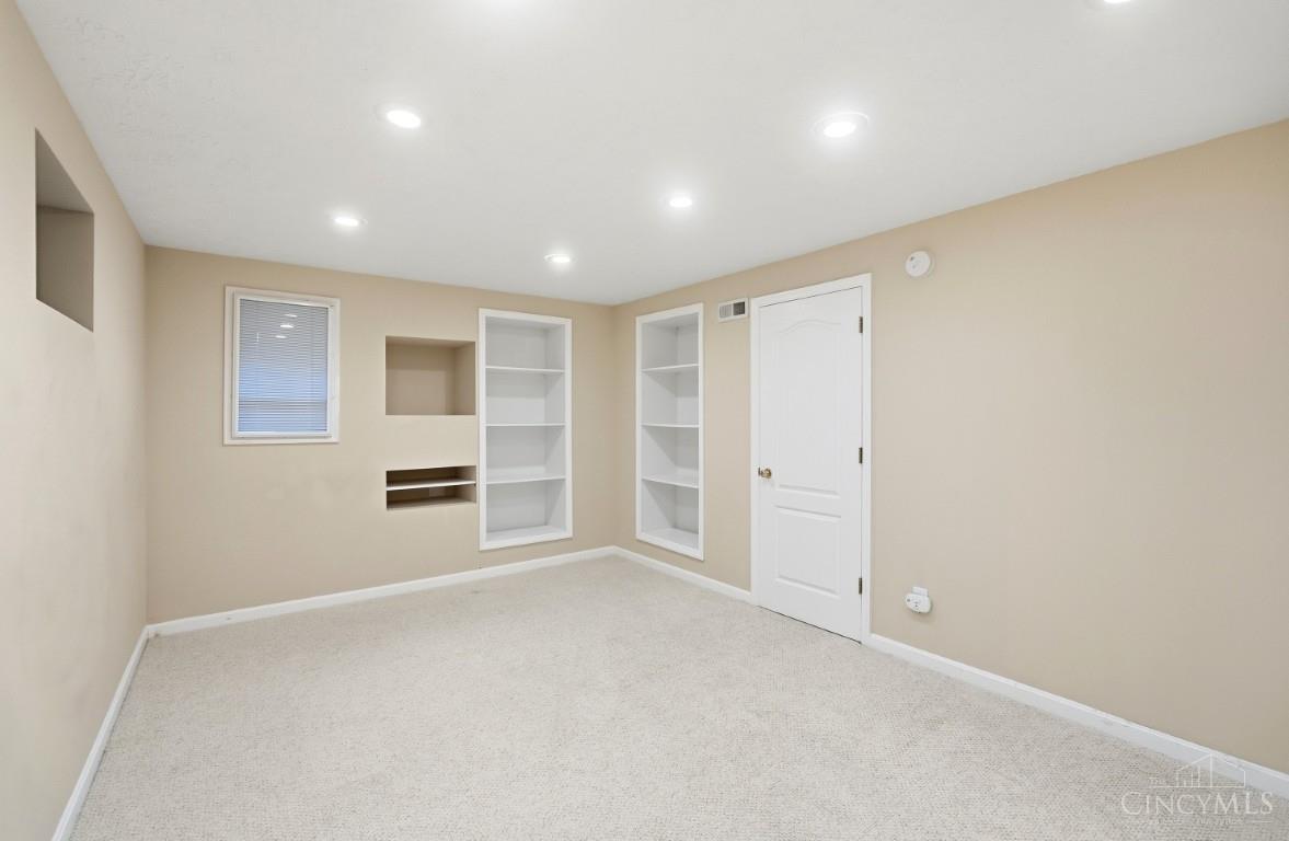 6269 Hedgerow Drive Property Photo 61