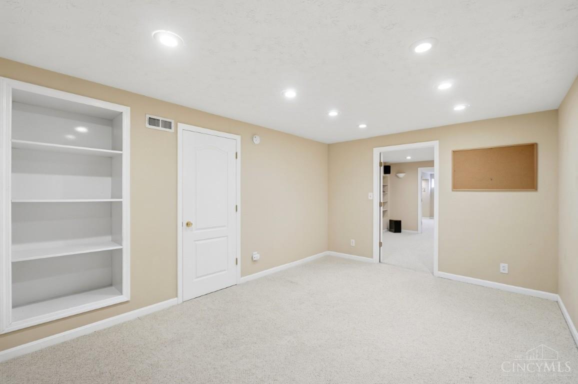 6269 Hedgerow Drive Property Photo 62