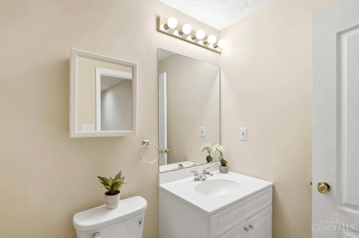 6269 Hedgerow Drive Property Photo 64