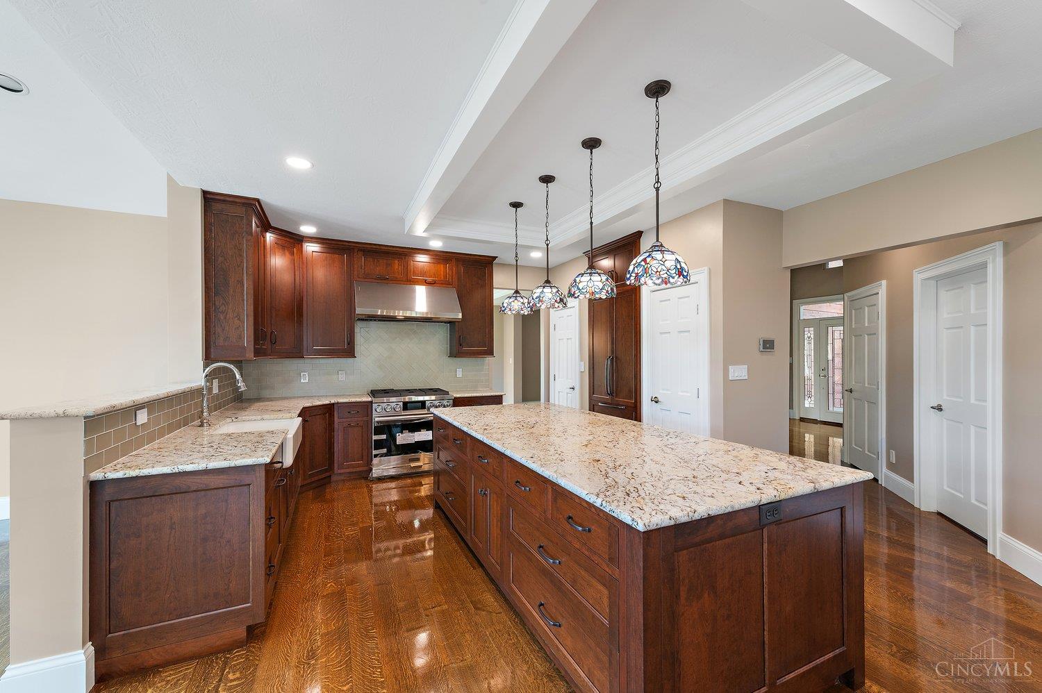 5552 Schlade Court Property Photo 8