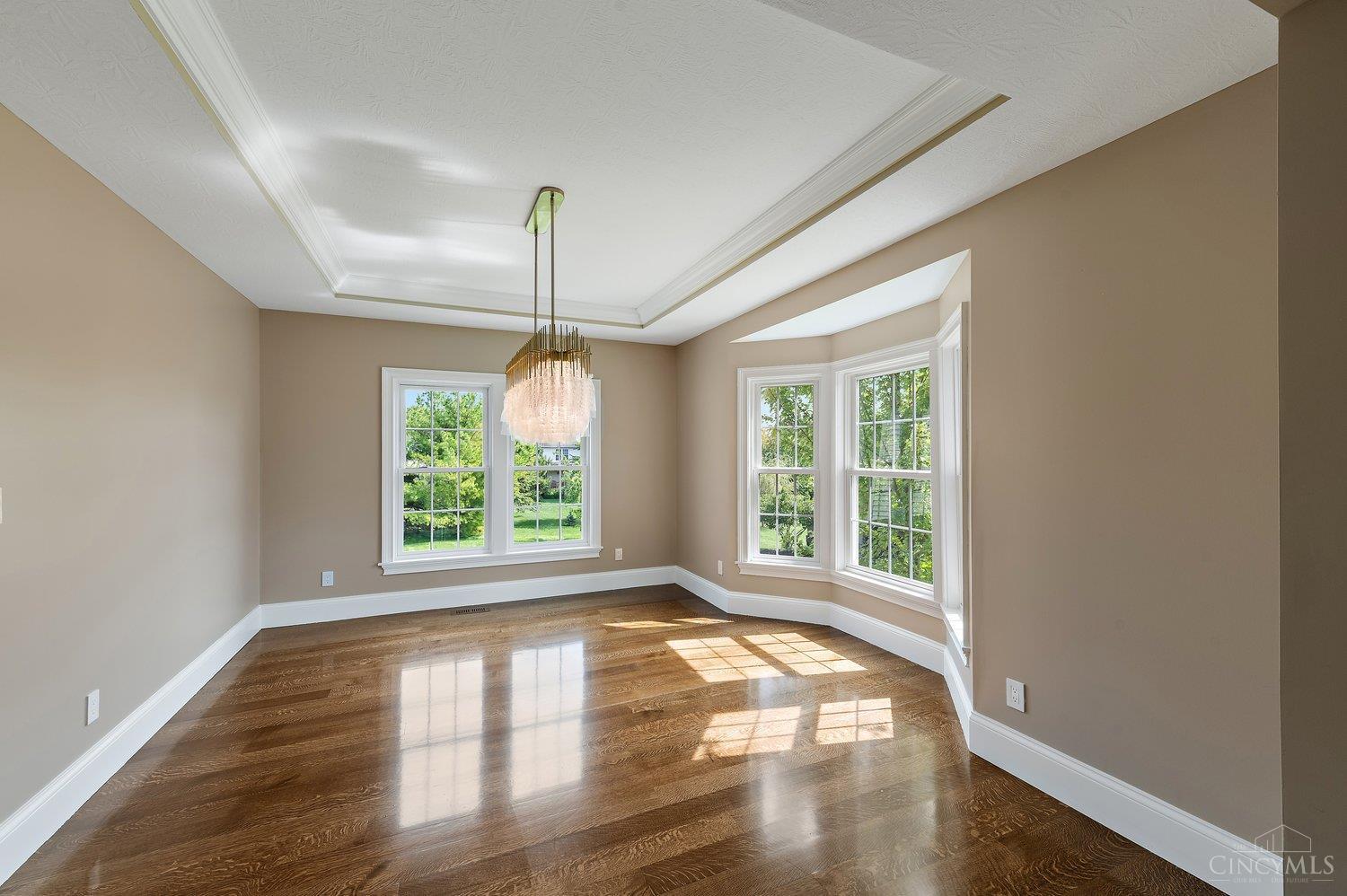 5552 Schlade Court Property Photo 16