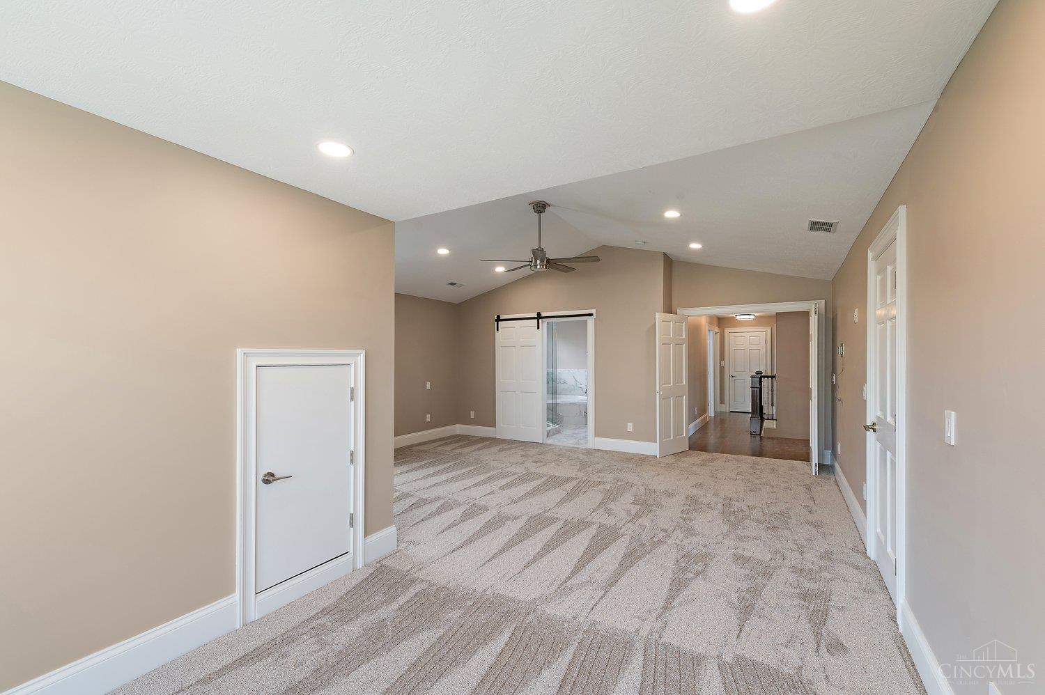 5552 Schlade Court Property Photo 31