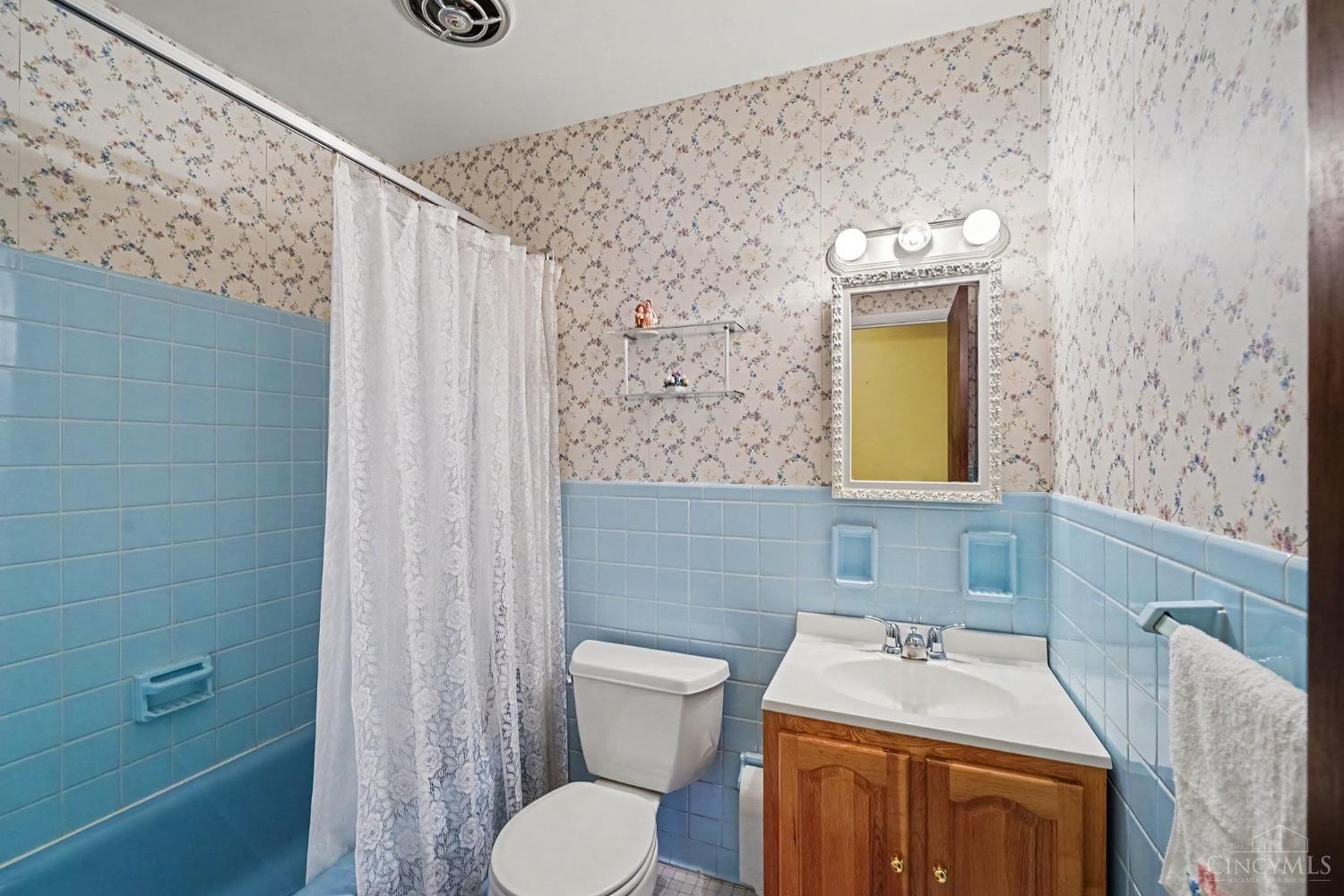 9811 Lorelei Drive Property Photo 12