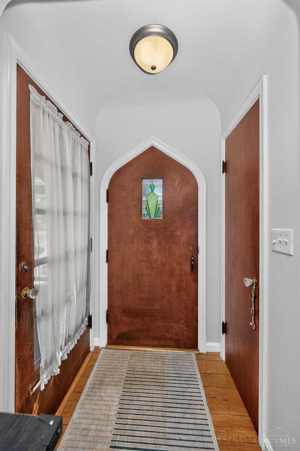 6747 Plainfield Road Property Photo 10