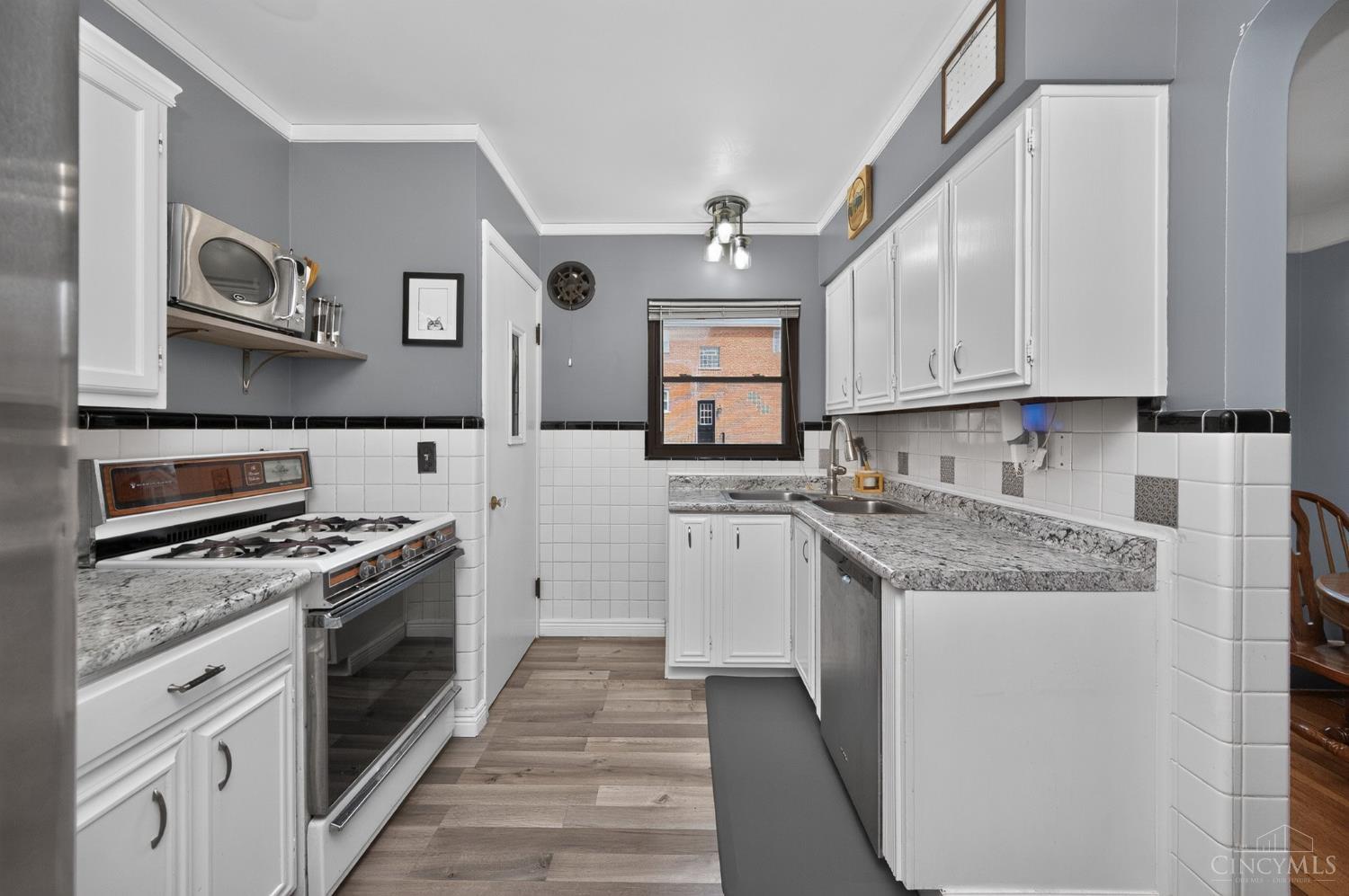 6747 Plainfield Road Property Photo 16