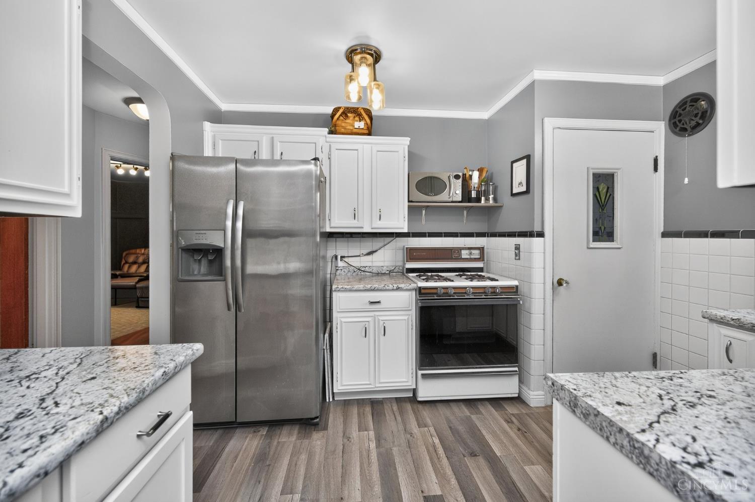 6747 Plainfield Road Property Photo 17