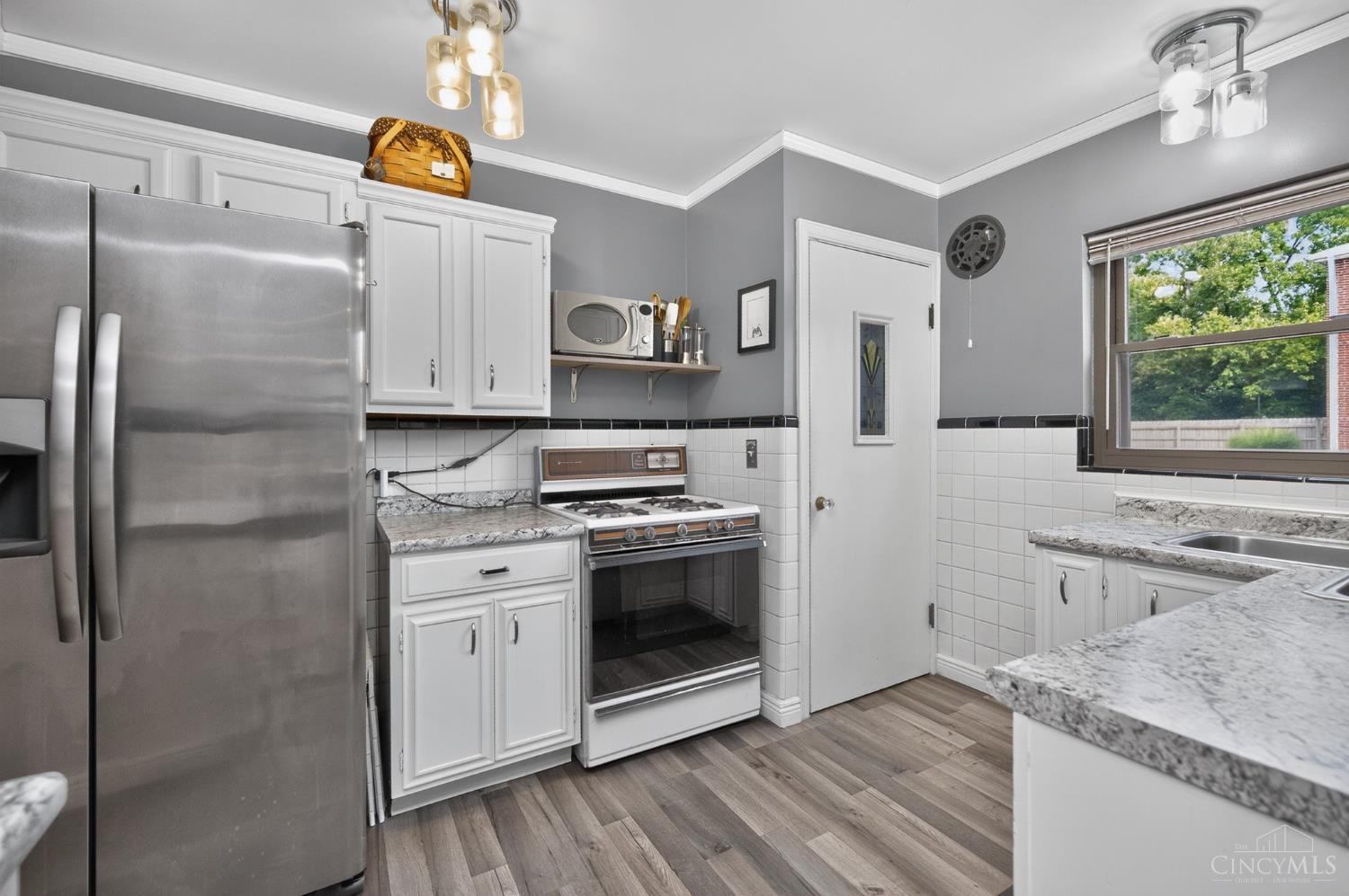 6747 Plainfield Road Property Photo 18