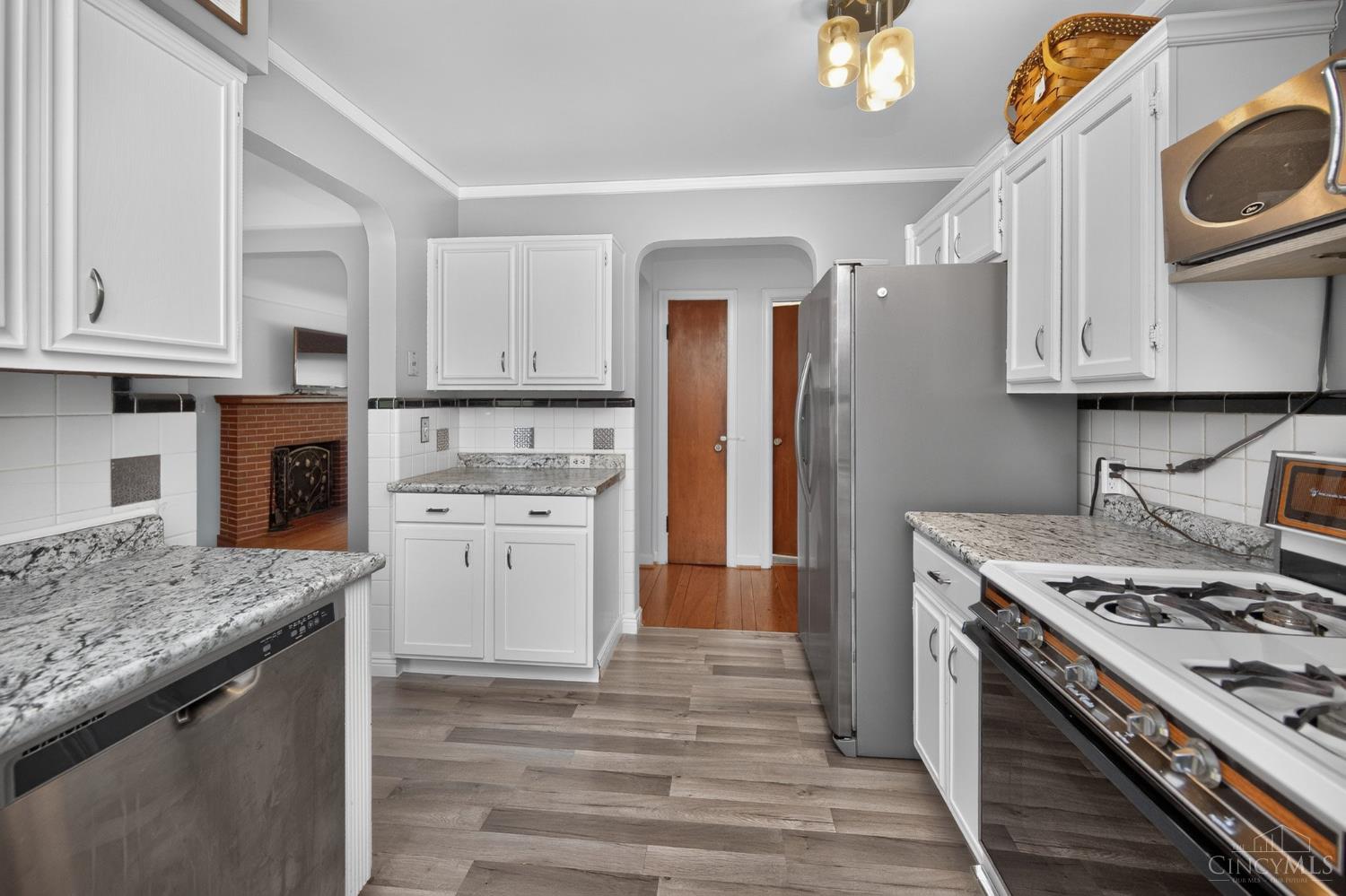 6747 Plainfield Road Property Photo 19