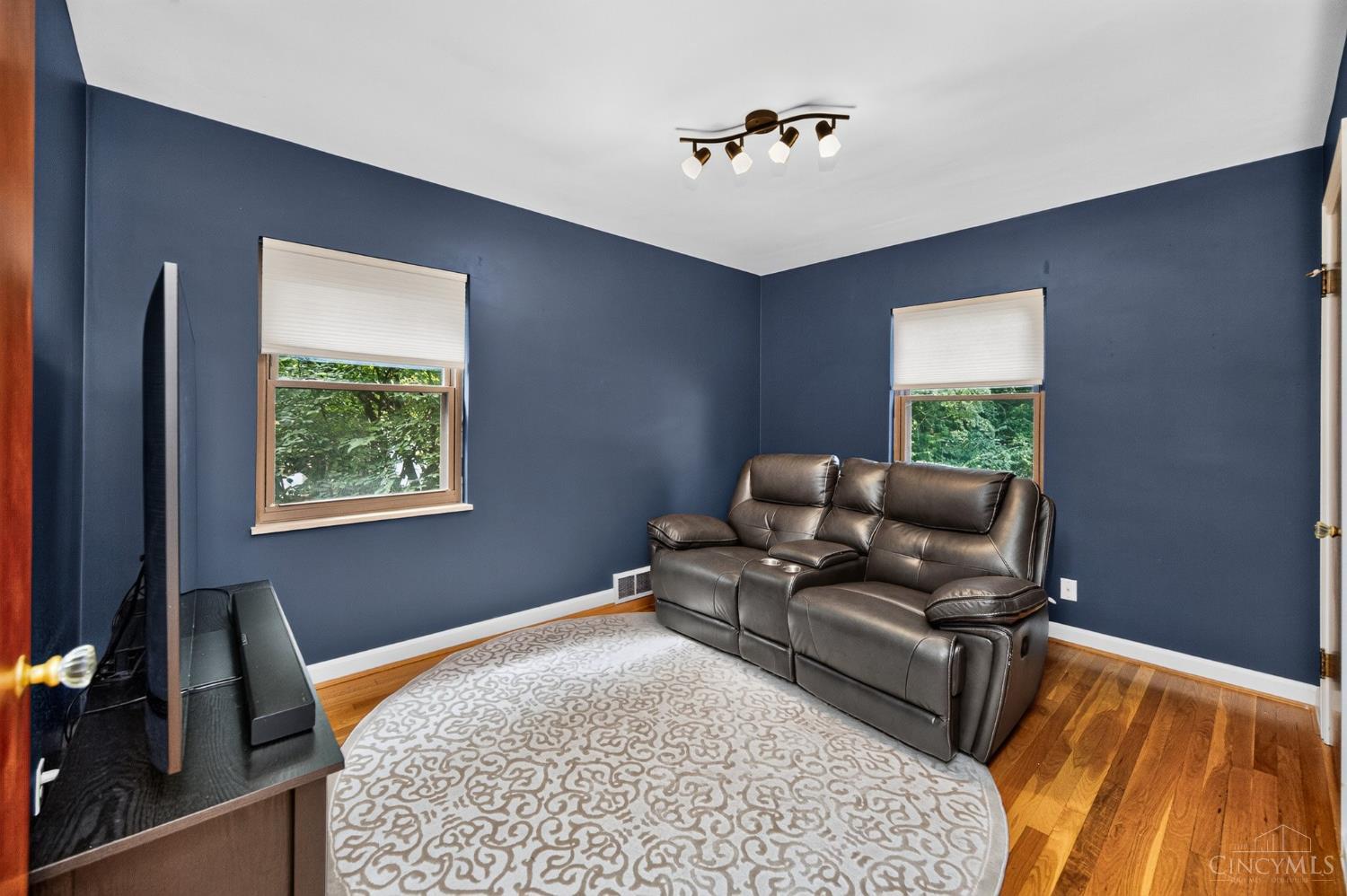 6747 Plainfield Road Property Photo 21