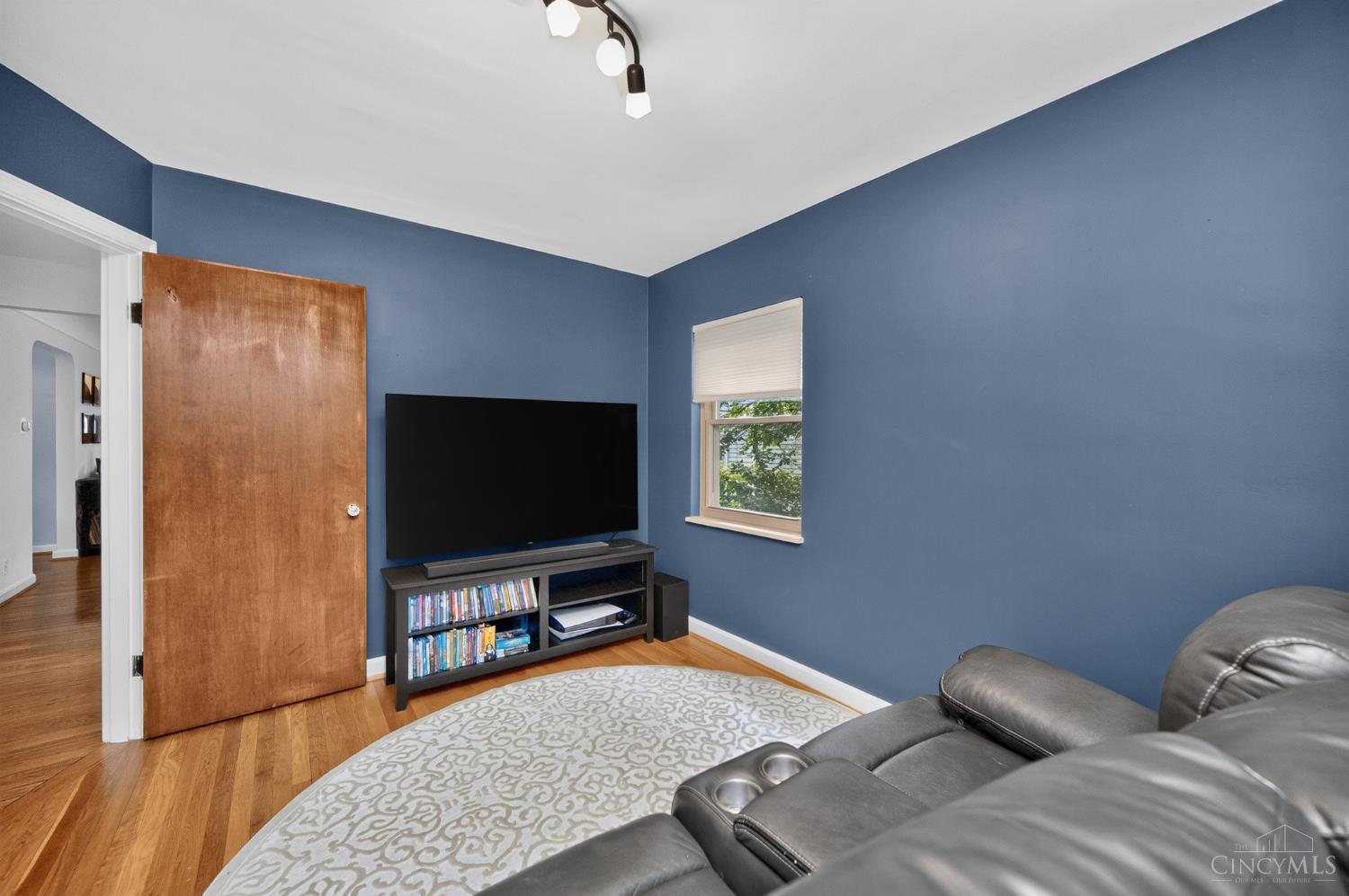 6747 Plainfield Road Property Photo 22
