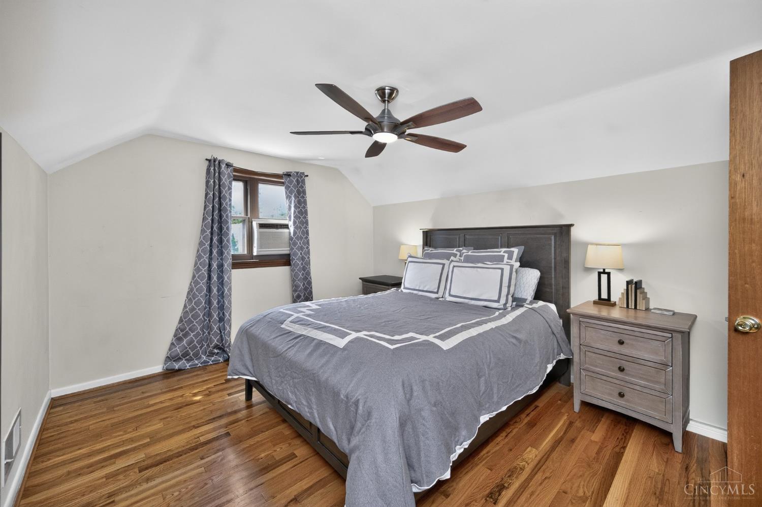 6747 Plainfield Road Property Photo 33