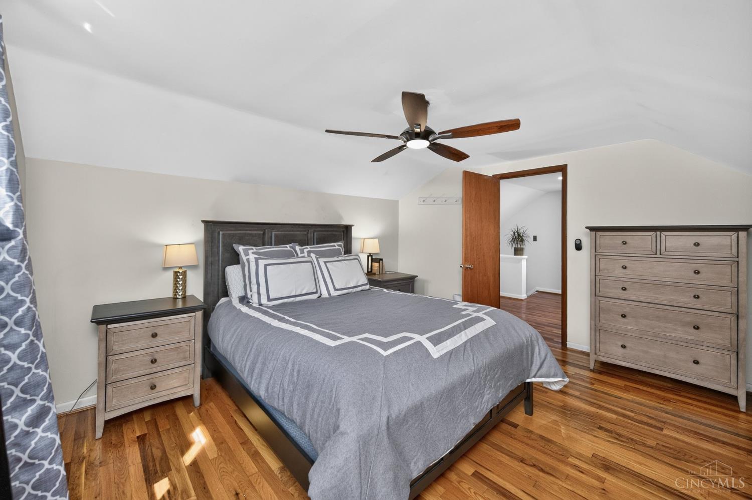 6747 Plainfield Road Property Photo 34