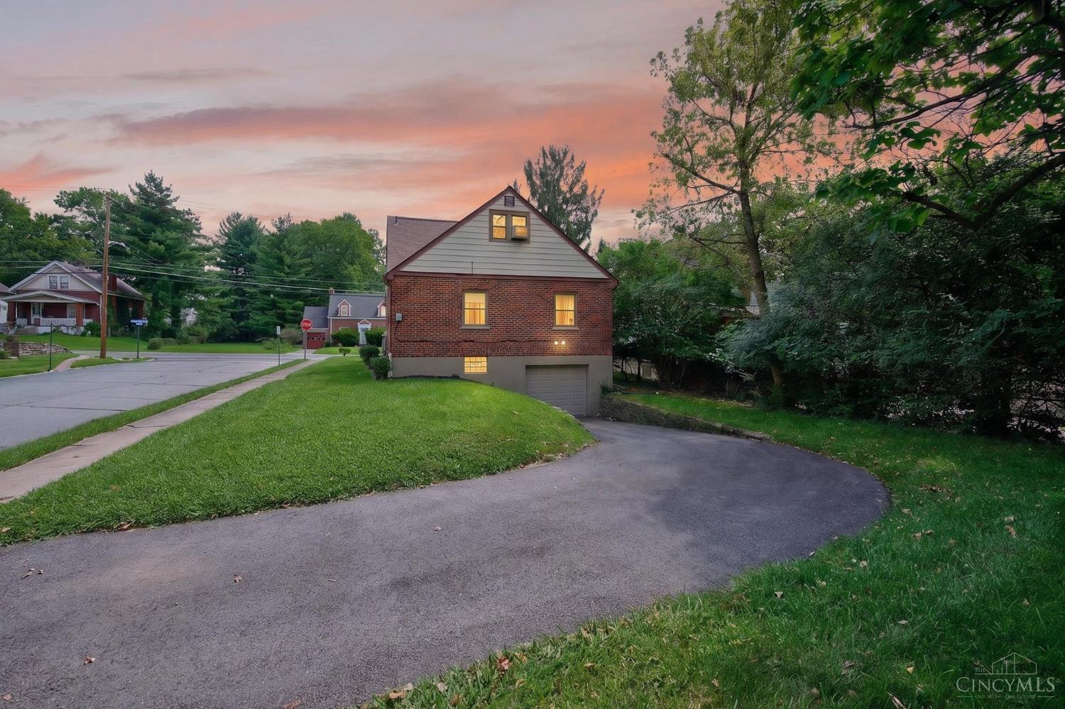 6747 Plainfield Road Property Photo 47