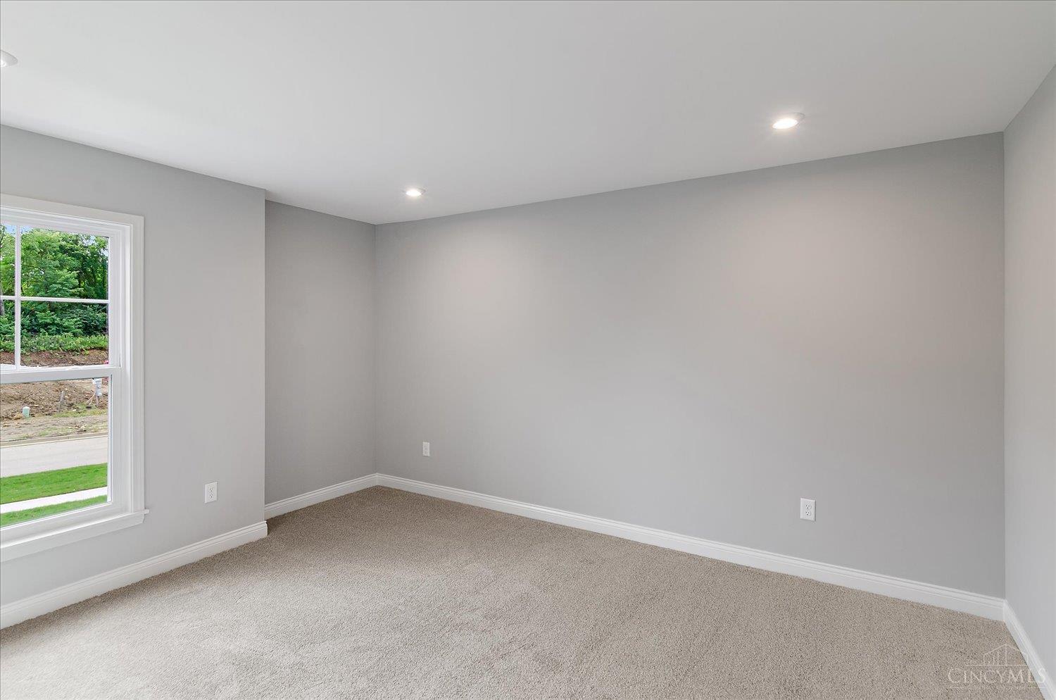 1893887 Property Photo 23