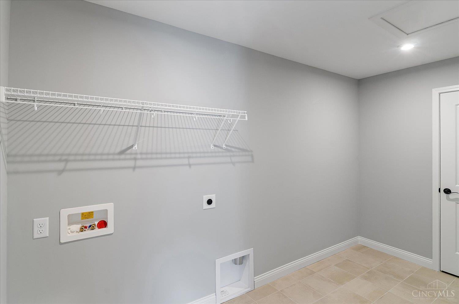 1893887 Property Photo 27