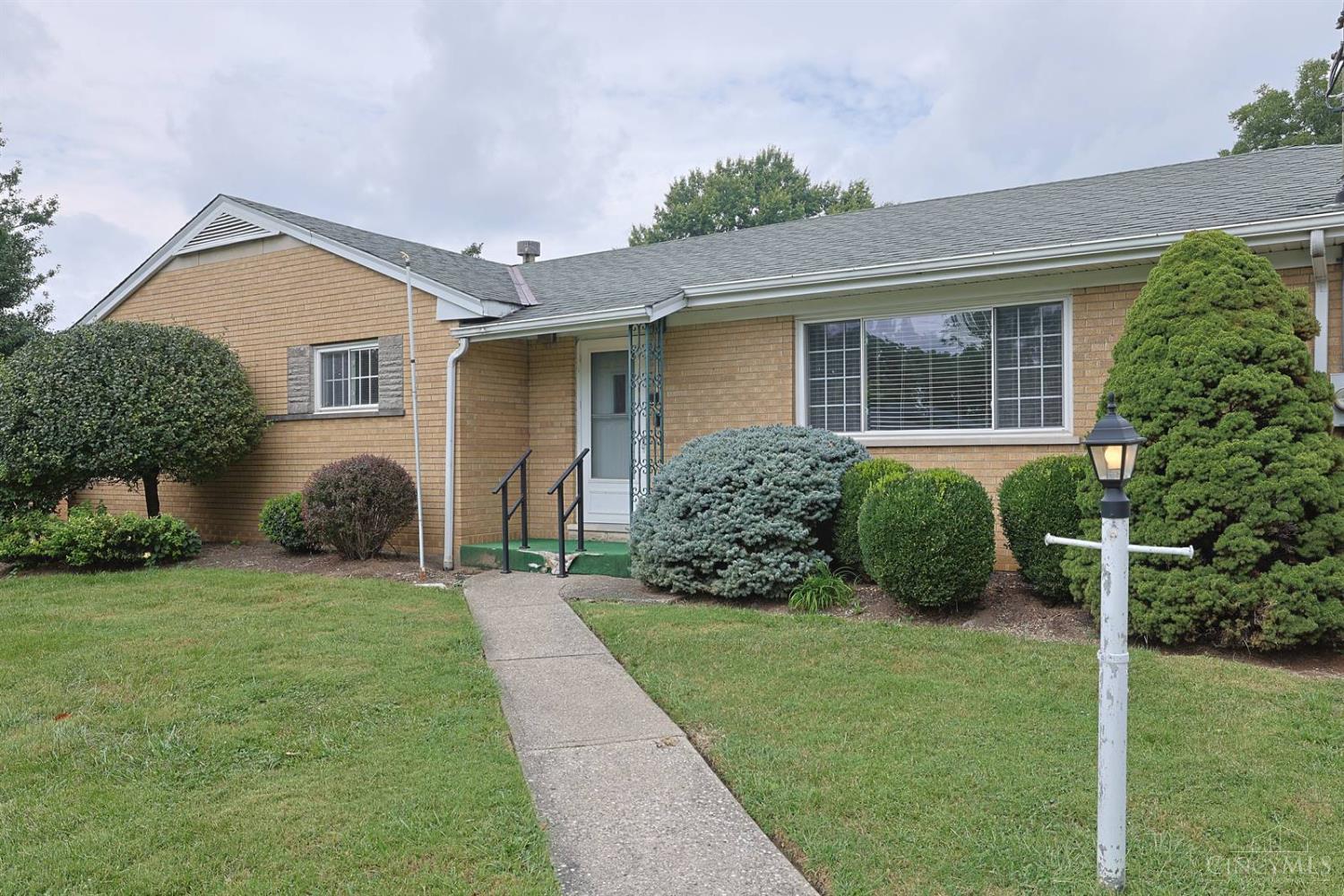 9154 Silva Drive Property Photo 3