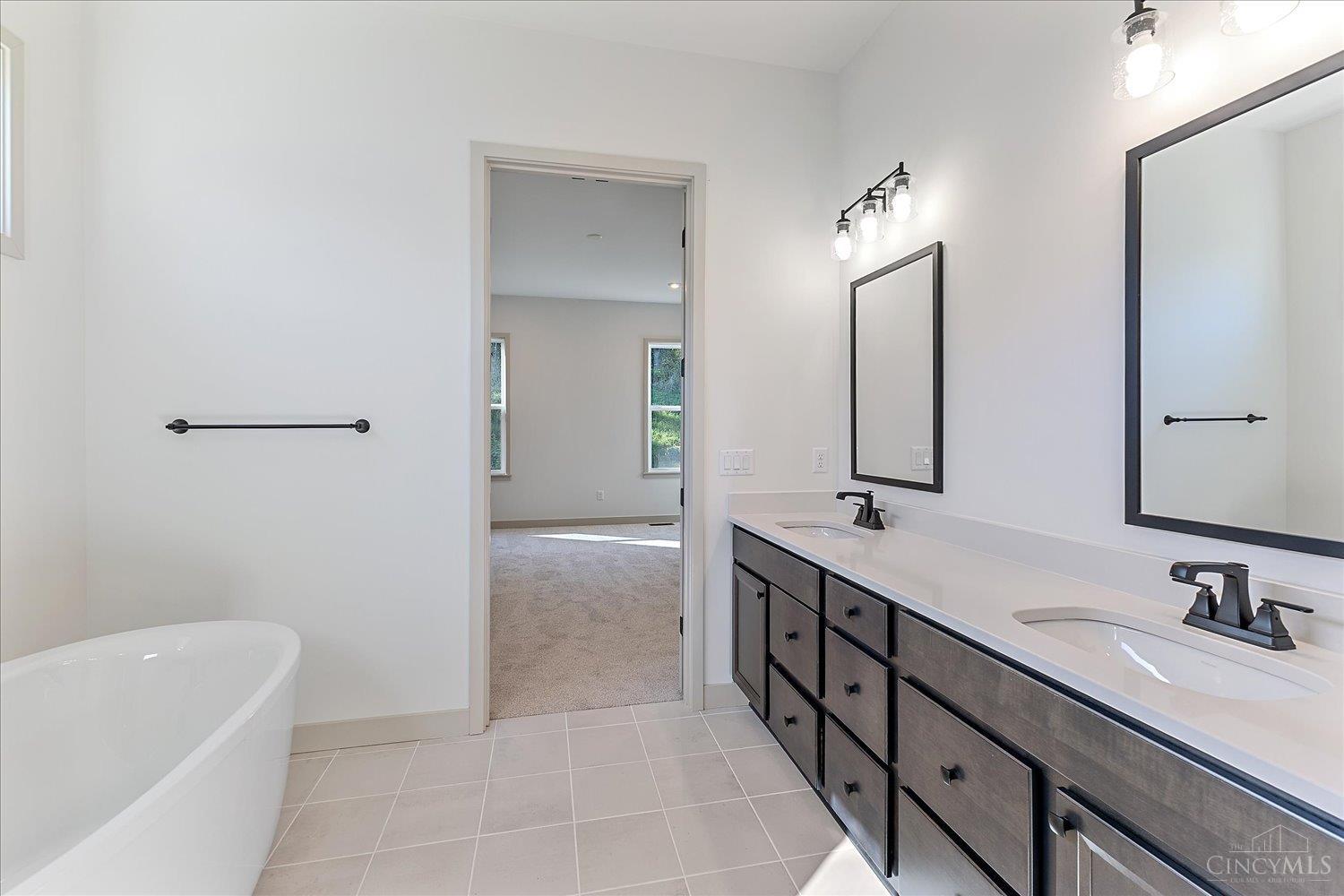 2439 Bent Grass Drive Property Photo 16
