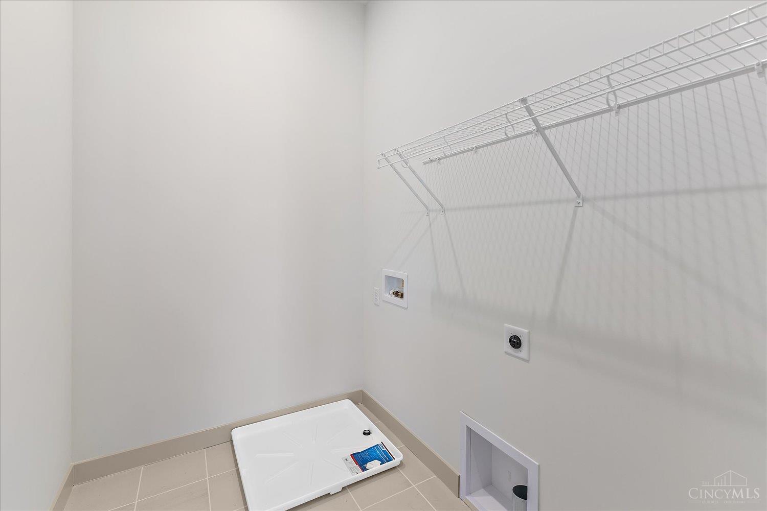 2439 Bent Grass Drive Property Photo 23