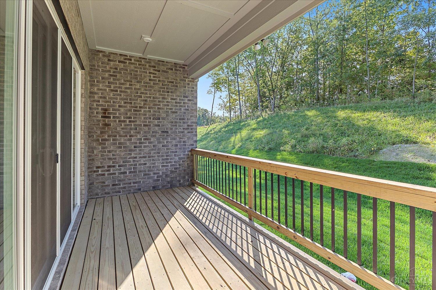 2439 Bent Grass Drive Property Photo 24