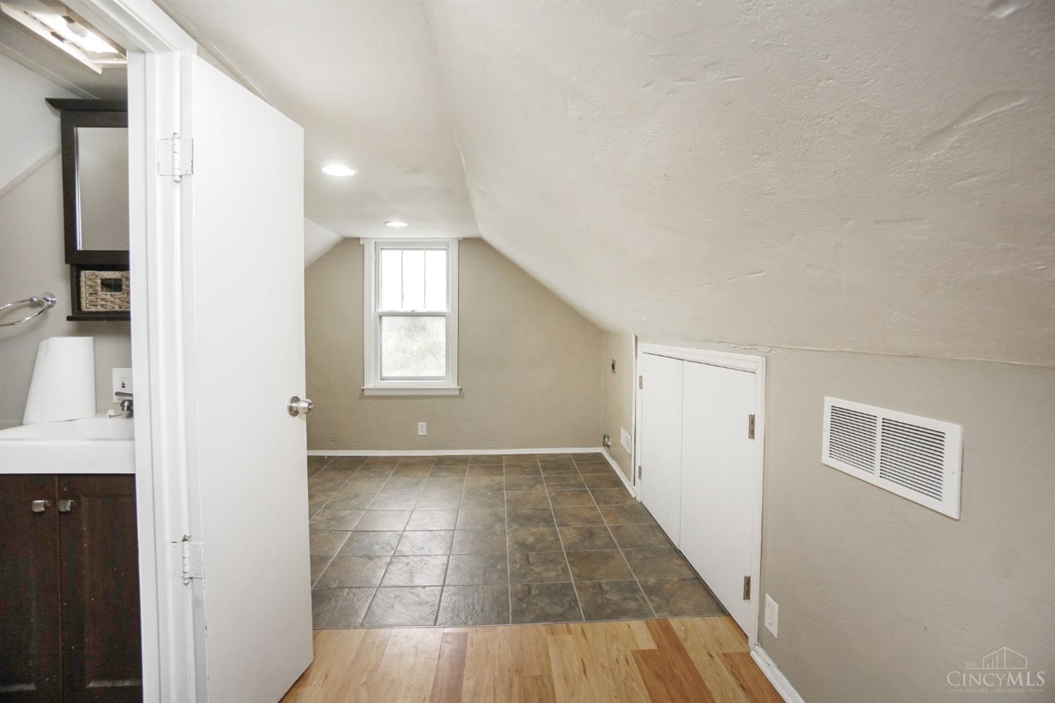 8384 Old 3c Highway Property Photo 19