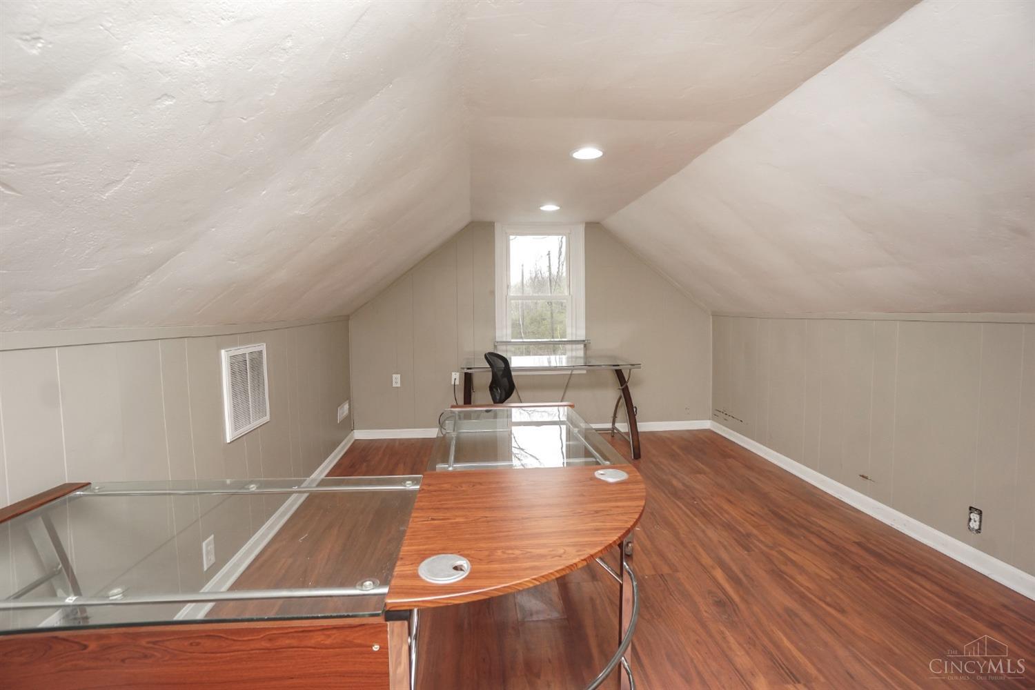 8384 Old 3c Highway Property Photo 23
