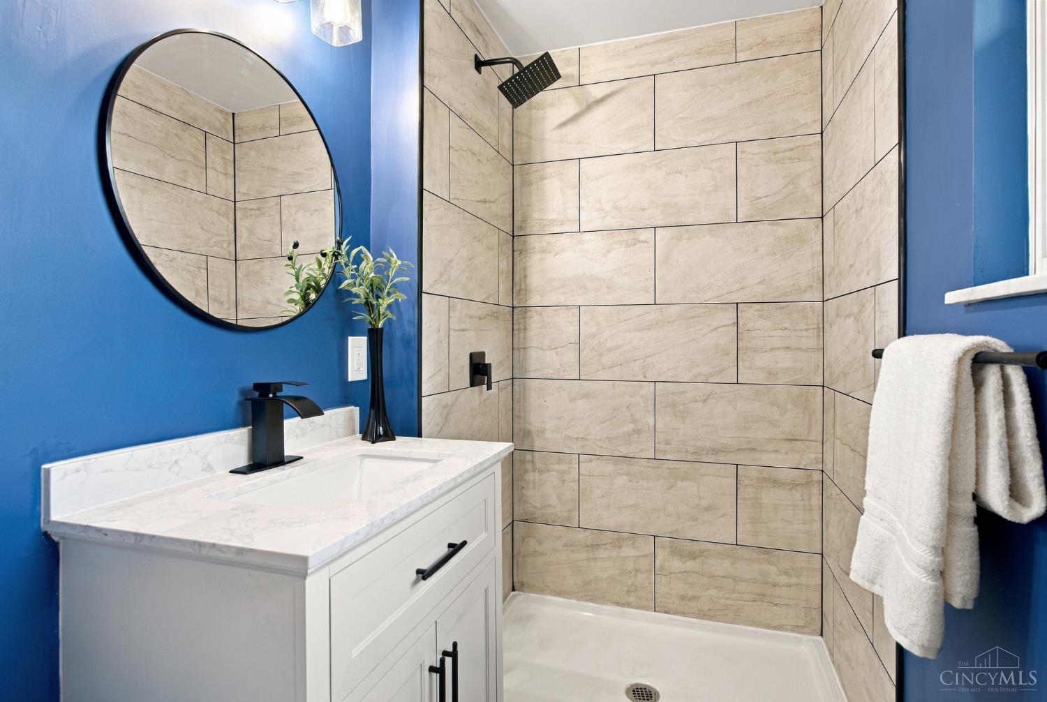 5741 Nickview Drive Property Photo 4