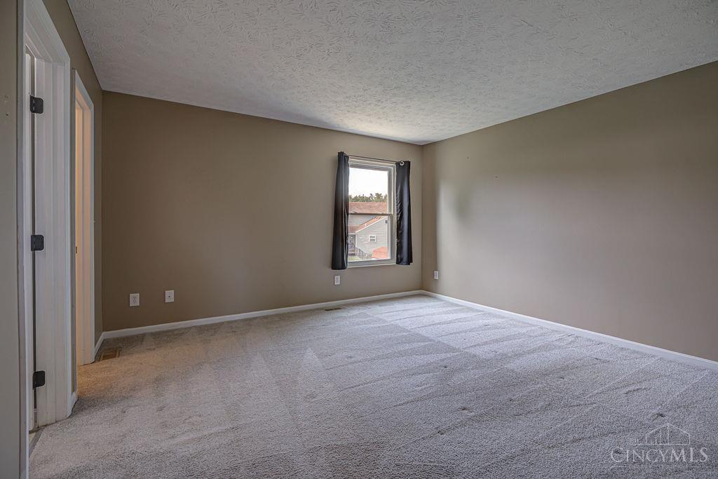 617 Willow Place Property Photo 22